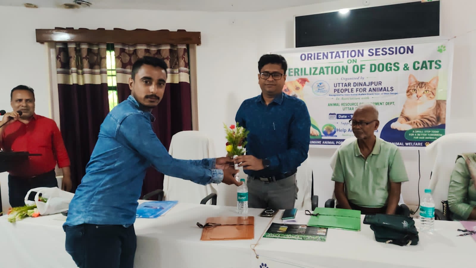 জলাতঙ্ক মুক্ত সমাজ গড়তে পথ কুকুর ও বিড়ালের নির্বীজকরণ এবং প্রশিক্ষণ