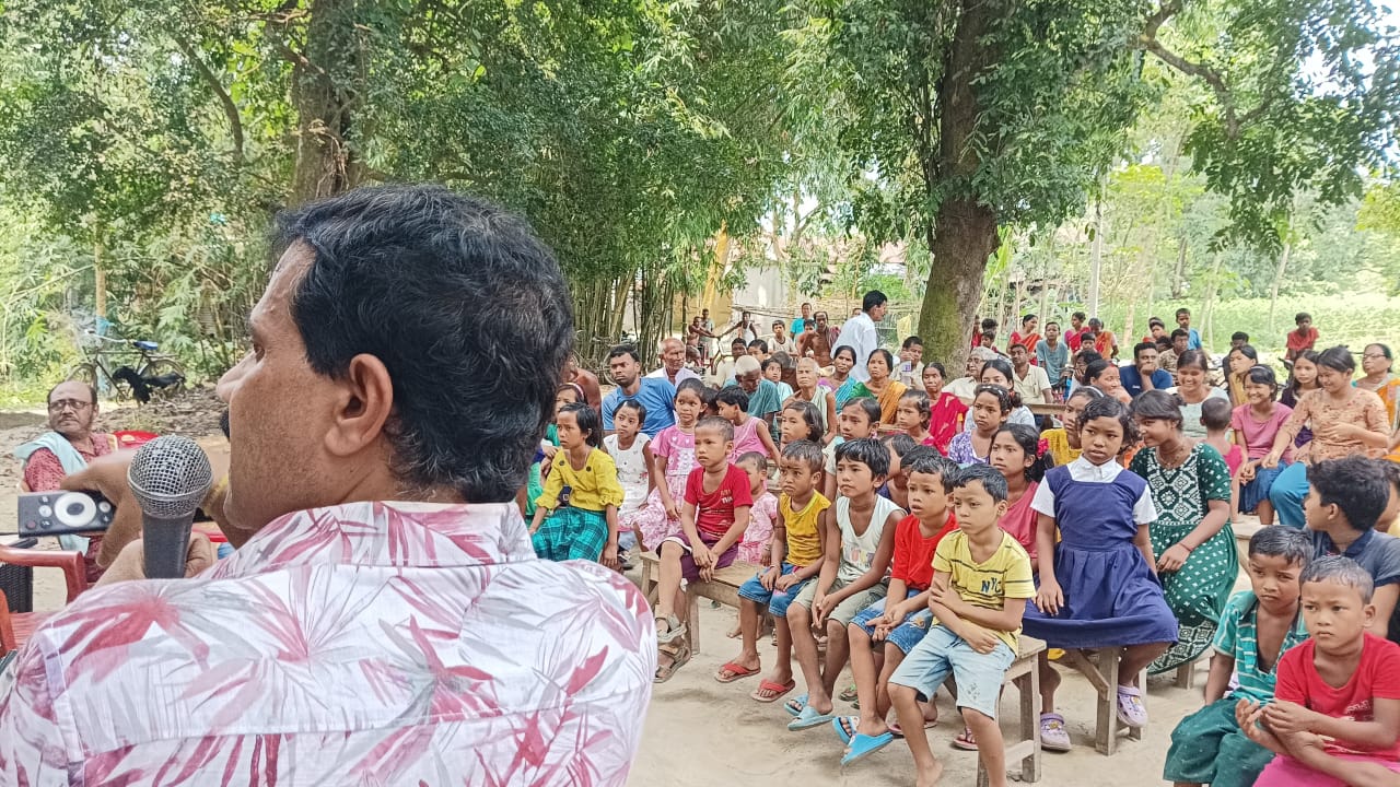 মুজিয়া গ্রামে পশ্চিমবঙ্গ বিজ্ঞান মঞ্চের উদ্যোগে সাপ সচেতনতা শিবির ও কৃষকদের নিয়ে দাওয়া বৈঠক