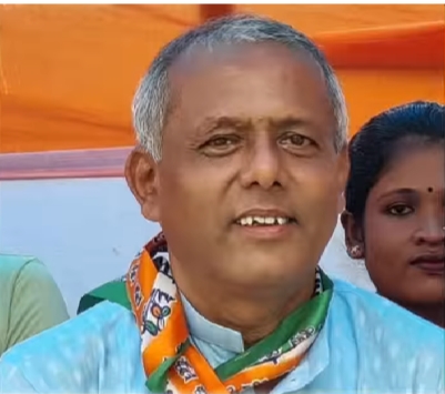 পঞ্চায়েত প্রধানের পদ থেকে ইস্তফা দিলেন মাটিয়ালির শিবশংকর দাস